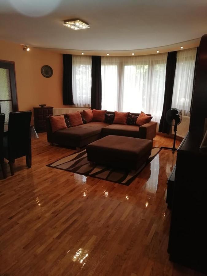 Sunfish Apartman Balatonszarszo Exterior photo